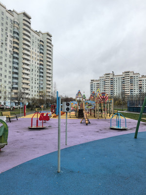 Продам двухкомнатную (2-комн.) квартиру, Маршала Савицкого ул, 16, Москва г