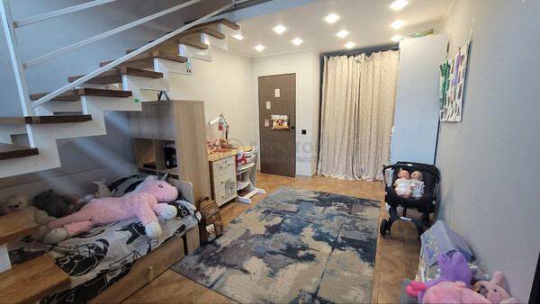 Продам многокомнатную квартиру, Домостроительная ул, 14, Москва г