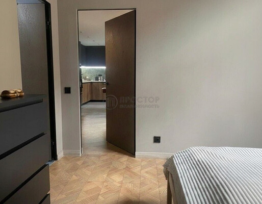 Продам многокомнатную квартиру, Домостроительная ул, 14, Москва г