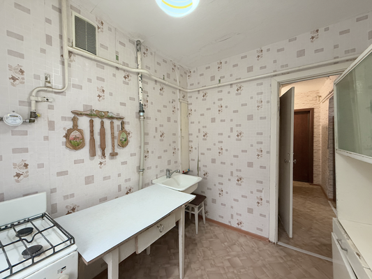 Продам двухкомнатную (2-комн.) квартиру, Надежды Сусловой ул, 4к4, Нижний Новгород г