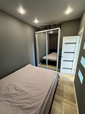 Продам двухкомнатную (2-комн.) квартиру, Лесная ул, 3к2, Зименки д