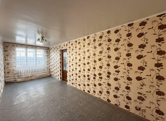 Продам трехкомнатную (3-комн.) квартиру, Калинина ул, 262, Нальчик г