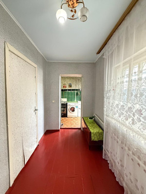 Продам трехкомнатную (3-комн.) квартиру, Калинина ул, 262, Нальчик г