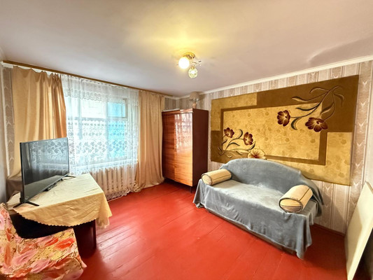 Продам трехкомнатную (3-комн.) квартиру, Калинина ул, 262, Нальчик г