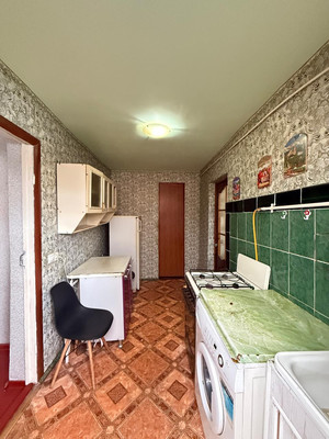 Продам трехкомнатную (3-комн.) квартиру, Калинина ул, 262, Нальчик г