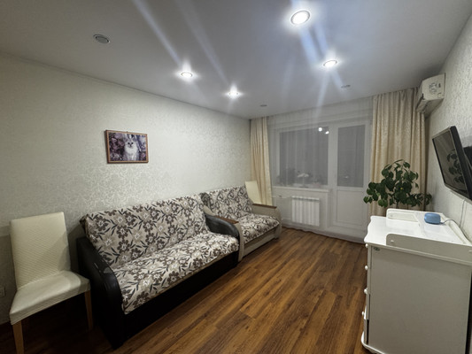 Продам однокомнатную (1-комн.) квартиру, Внуковский мкр, 10, Дмитров г