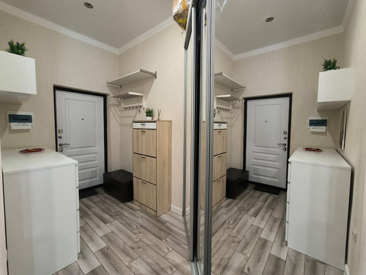 Продам однокомнатную (1-комн.) квартиру, Крымская ул, 22к7, Геленджик г