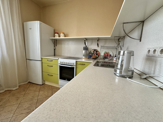 Сдам двухкомнатную (2-комн.) квартиру, Курыжова (Южный мкр.) ул, 17к1, Домодедово г