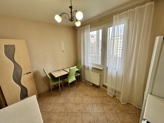 Сдам двухкомнатную (2-комн.) квартиру, Курыжова (Южный мкр.) ул, 17к1, Домодедово г