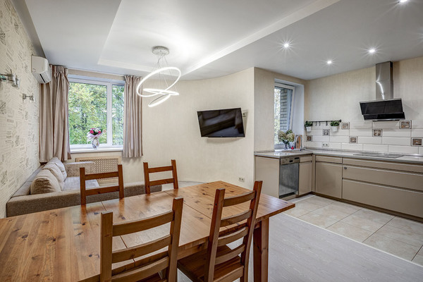 Продам трехкомнатную (3-комн.) квартиру, Гранитная ул, 46Ак3, Санкт-Петербург г