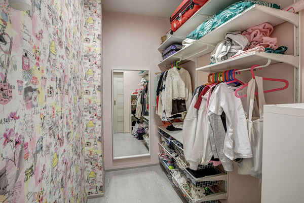 Продам трехкомнатную (3-комн.) квартиру, Гранитная ул, 46Ак3, Санкт-Петербург г