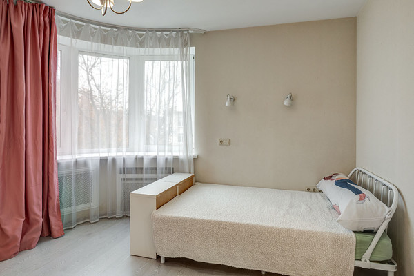 Продам трехкомнатную (3-комн.) квартиру, Гранитная ул, 46Ак3, Санкт-Петербург г