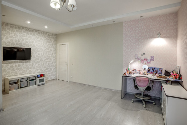 Продам трехкомнатную (3-комн.) квартиру, Гранитная ул, 46Ак3, Санкт-Петербург г