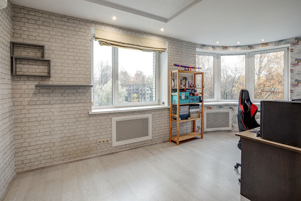 Продам трехкомнатную (3-комн.) квартиру, Гранитная ул, 46Ак3, Санкт-Петербург г