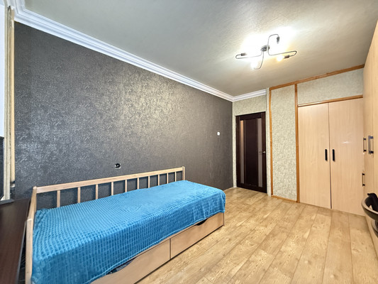 Продам двухкомнатную (2-комн.) квартиру, Ватутина ул, 31, Нальчик г