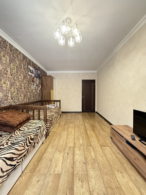 Продам двухкомнатную (2-комн.) квартиру, Ватутина ул, 31, Нальчик г