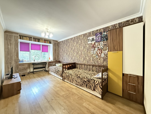 Продам двухкомнатную (2-комн.) квартиру, Ватутина ул, 31, Нальчик г