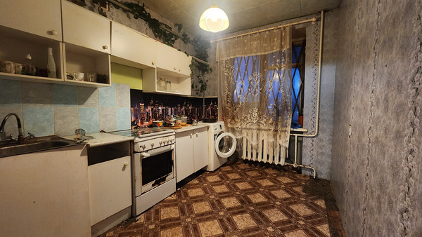 Продам комнату в 3-комн. квартире, Руставели ул, 52, Санкт-Петербург г