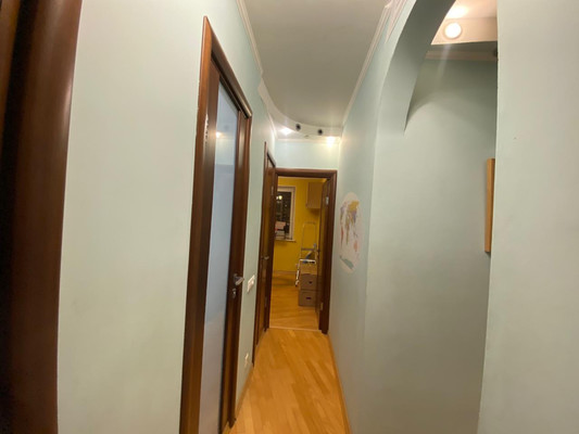 Продам трехкомнатную (3-комн.) квартиру, Академика Варги ул, 3, Москва г