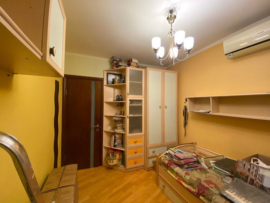 Продам трехкомнатную (3-комн.) квартиру, Академика Варги ул, 3, Москва г