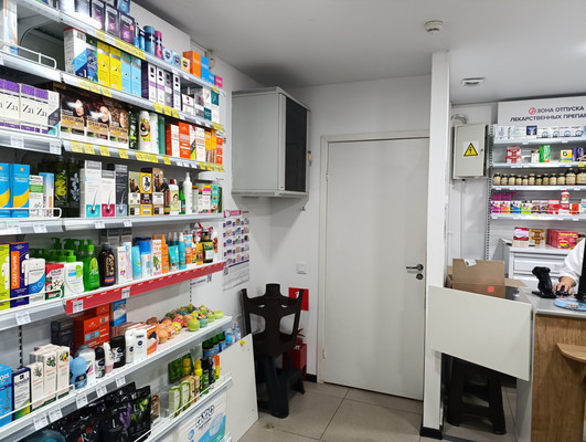 Продам торговое помещение 41,8 м2, Киевская ул, 50, Калининград г