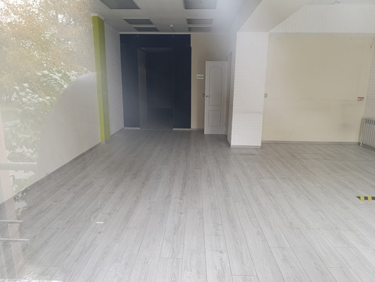 Продам коммерческое помещение 71,6 м2, Октябрьская ул, 29, Калининград г