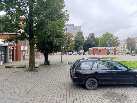 Продам коммерческое помещение 690 м2, Аллея смелых ул, 74, Калининград г