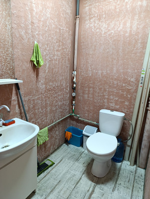 Продам коммерческое помещение 629,4 м2, А (НП Гаражное общество Невского-2 тер ряд, 273, Калининград г