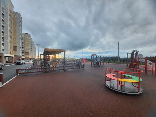 Продам двухкомнатную (2-комн.) квартиру, Дмитрия Средина ул, 3, Медведево пгт