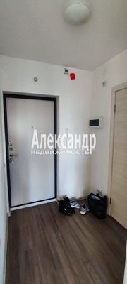 Продам двухкомнатную (2-комн.) квартиру, Шишкина ул, 307, Парголово п