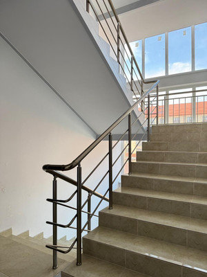 Продам двухкомнатную (2-комн.) квартиру, Шогенова ул, 55к32, Нальчик г