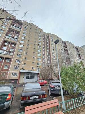 Продам однокомнатную (1-комн.) квартиру, Волжский б-р, 114Ак7, Москва г