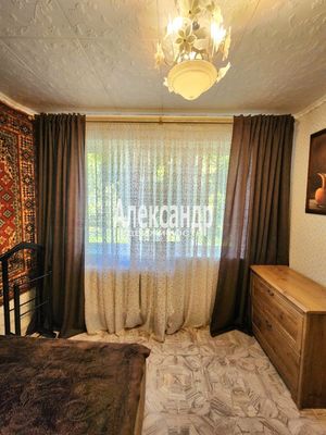 Продам многокомнатную квартиру, Ленина пр-кт, 24, Кириши г