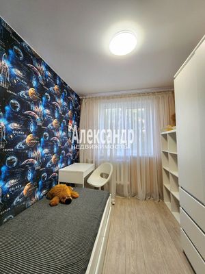 Продам многокомнатную квартиру, Ленина пр-кт, 24, Кириши г