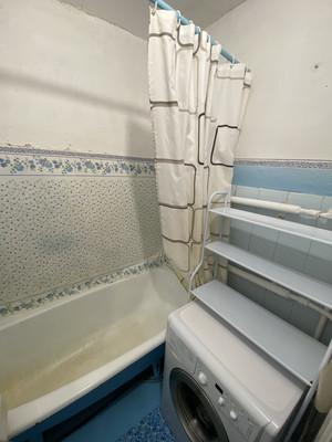 Продам трехкомнатную (3-комн.) квартиру, 21, им. Тельмана п