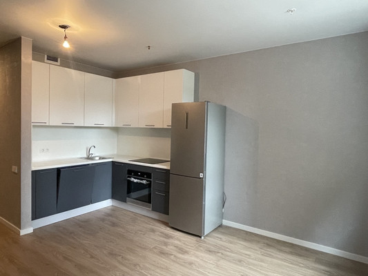 Продам многокомнатную квартиру, Цветочная ул, 2к4, Дудкино д