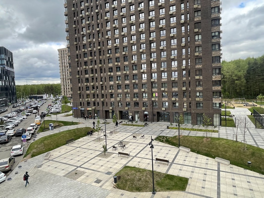 Продам многокомнатную квартиру, Цветочная ул, 2к4, Дудкино д