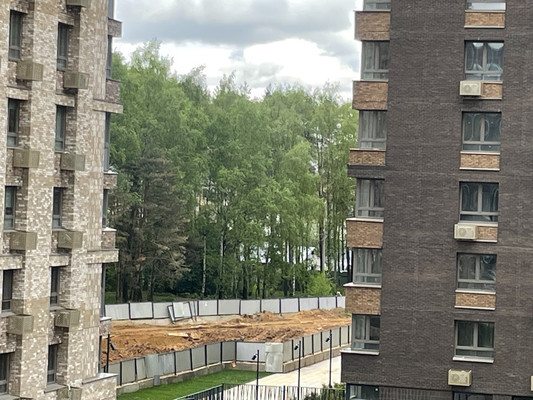 Продам многокомнатную квартиру, Цветочная ул, 2к4, Дудкино д