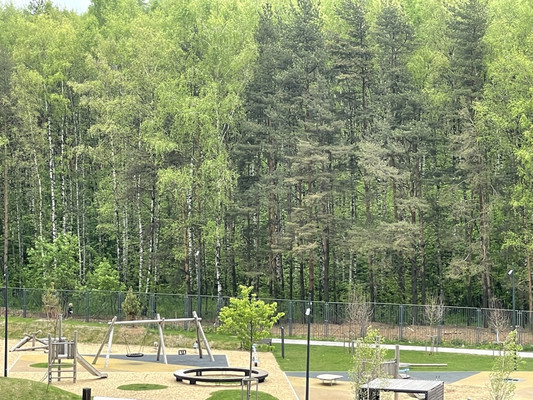 Продам многокомнатную квартиру, Цветочная ул, 2к4, Дудкино д