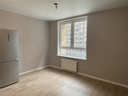 Продам многокомнатную квартиру, Цветочная ул, 2к4, Дудкино д