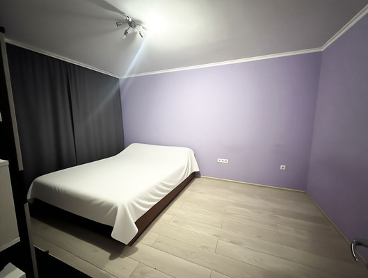 Продам однокомнатную (1-комн.) квартиру, Высотная ул, 3к1, Домодедово с