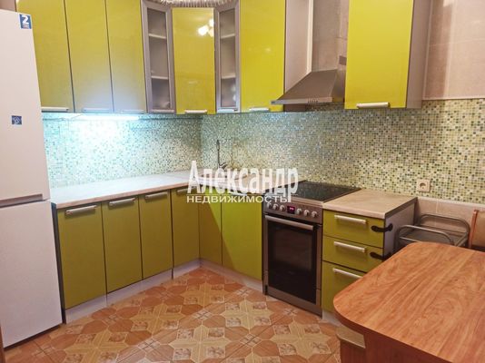 Продам трехкомнатную (3-комн.) квартиру, Седова ул, 42к2, Санкт-Петербург г