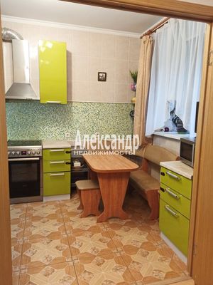 Продам трехкомнатную (3-комн.) квартиру, Седова ул, 42к2, Санкт-Петербург г