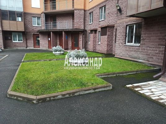 Продам трехкомнатную (3-комн.) квартиру, Седова ул, 42к2, Санкт-Петербург г