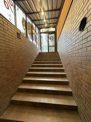 Продам коммерческое помещение 264,3 м2, Киевская ул, 54-56, Калининград г