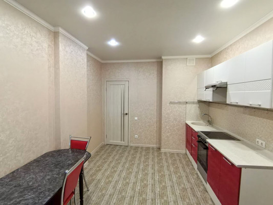 Продам однокомнатную (1-комн.) квартиру, Таманская ул, 121к6, Анапа г