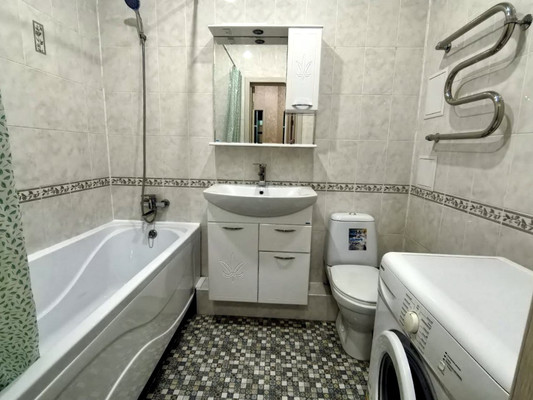 Продам однокомнатную (1-комн.) квартиру, Таманская ул, 121к6, Анапа г