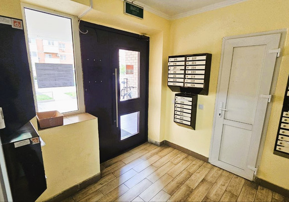 Продам однокомнатную (1-комн.) квартиру, Западный Обход ул, 42к7, Краснодар г