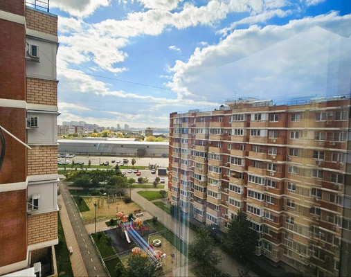 Продам однокомнатную (1-комн.) квартиру, Западный Обход ул, 42к7, Краснодар г