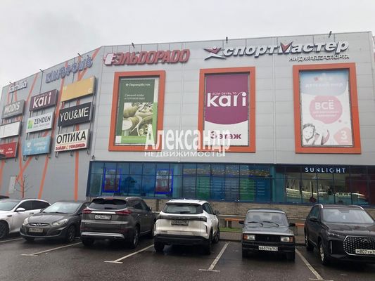 Продам торговое помещение 35 000 м2, Пушкинское ш, 15, Гатчина г